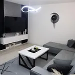 Comfort With Free Parking Mostar