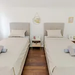 Comfort With Free Parking Apartamento *