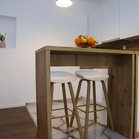 דירה Comfort מוסטר