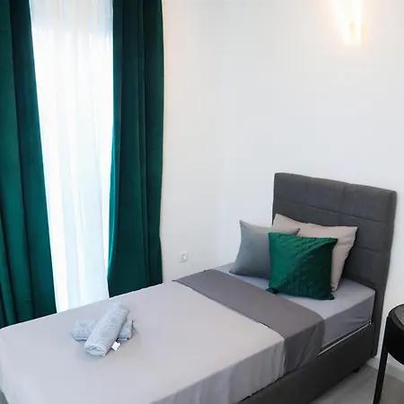 Apartment Comfort With Free Parking *
